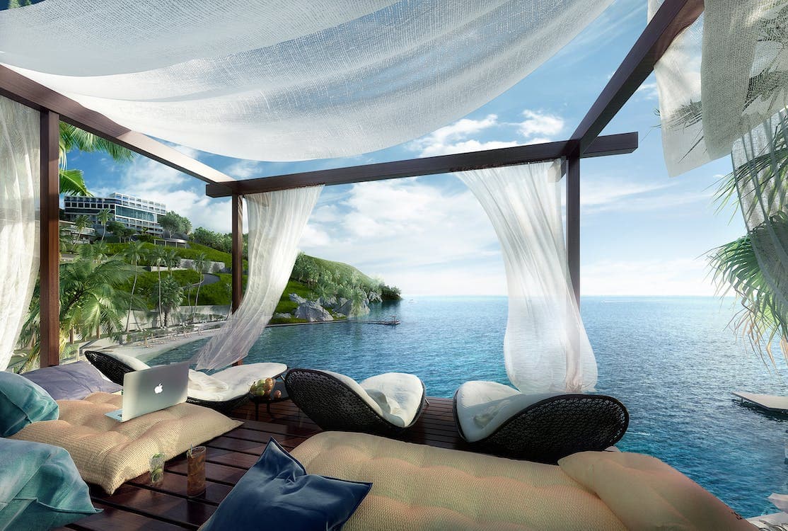 The Symbiotic Relationship: How Digital Nomads Fuel E-Commerce Innovation