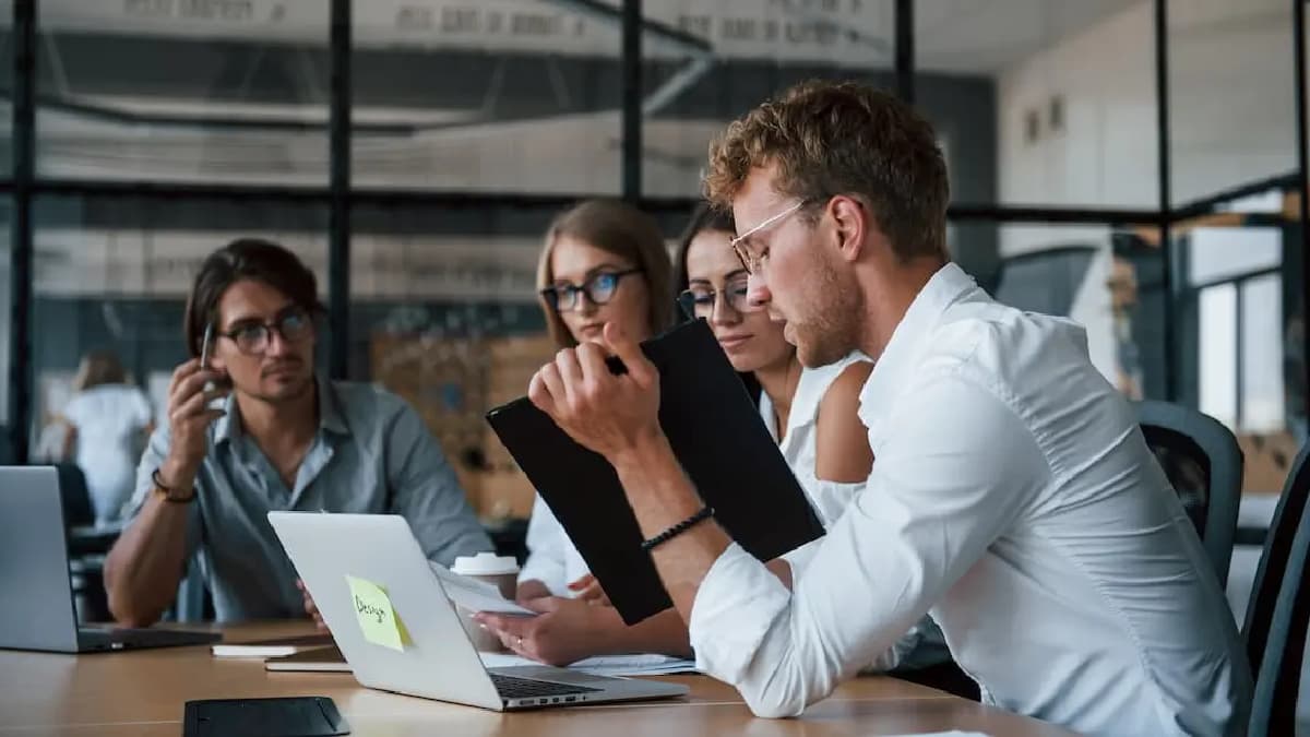 The Best UI/UX Design Agency: The Complete 2024 List