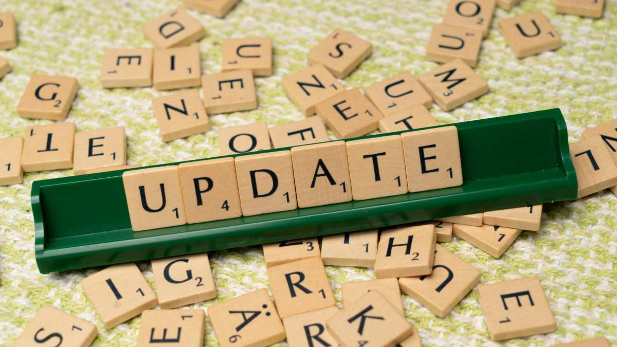 Auto upgrade Opencart 4 versions by clicking in admin section